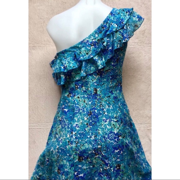 Jessica Simpson One Shoulder Floral Dress - Picture 2 of 3